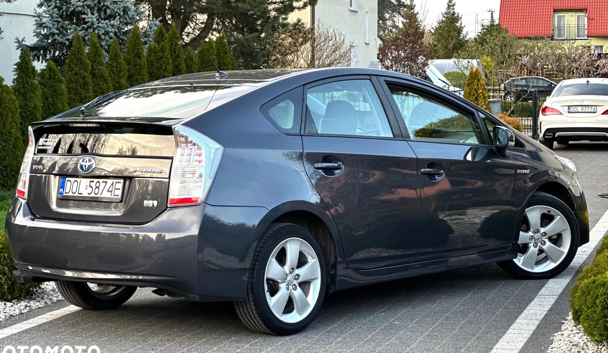 Toyota Prius cena 40900 przebieg: 185000, rok produkcji 2011 z Twardogóra małe 781